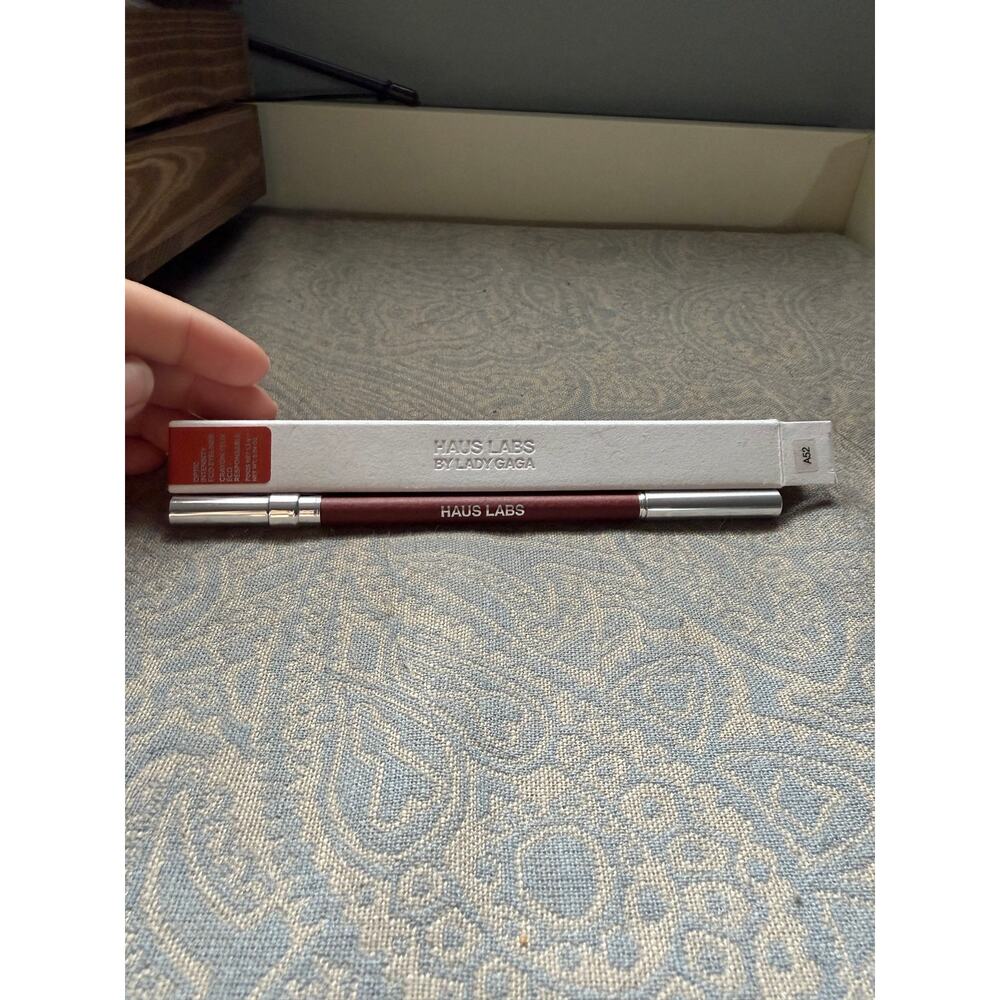 Haus Labs Eyeliner in Sienna Matte